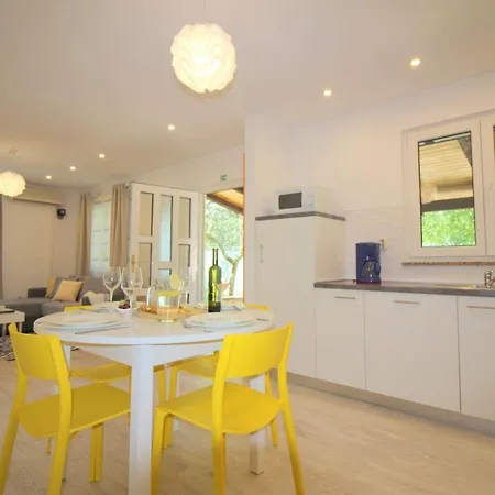 Hotel Ferienhaus-lavanda-3 3*